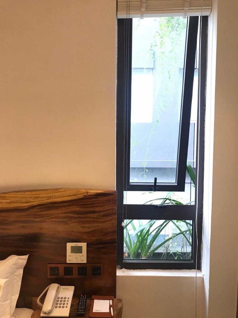 Khách sạn Sky Gem