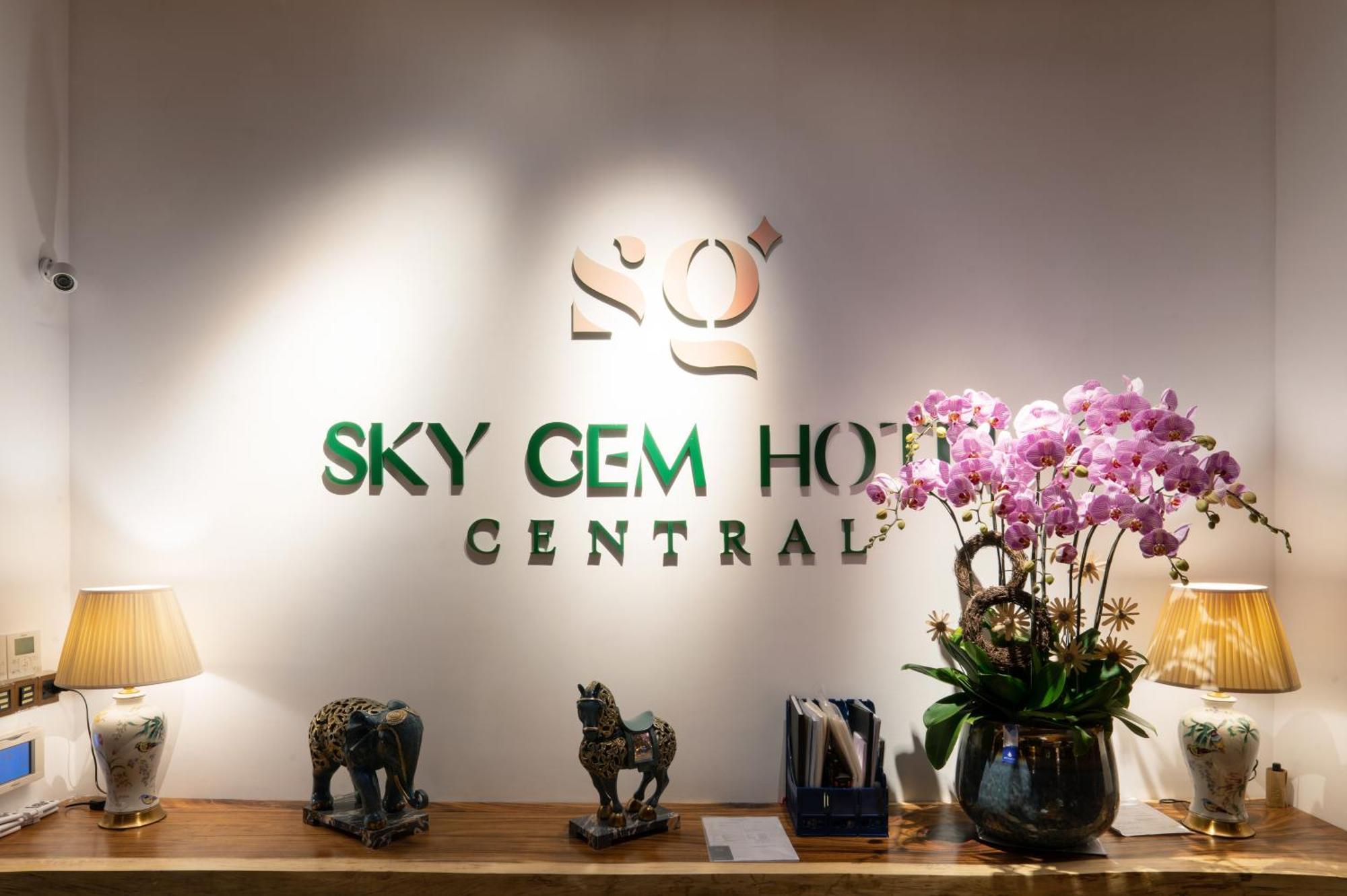 Sky Gem 4* TP. Hồ Chí Minh