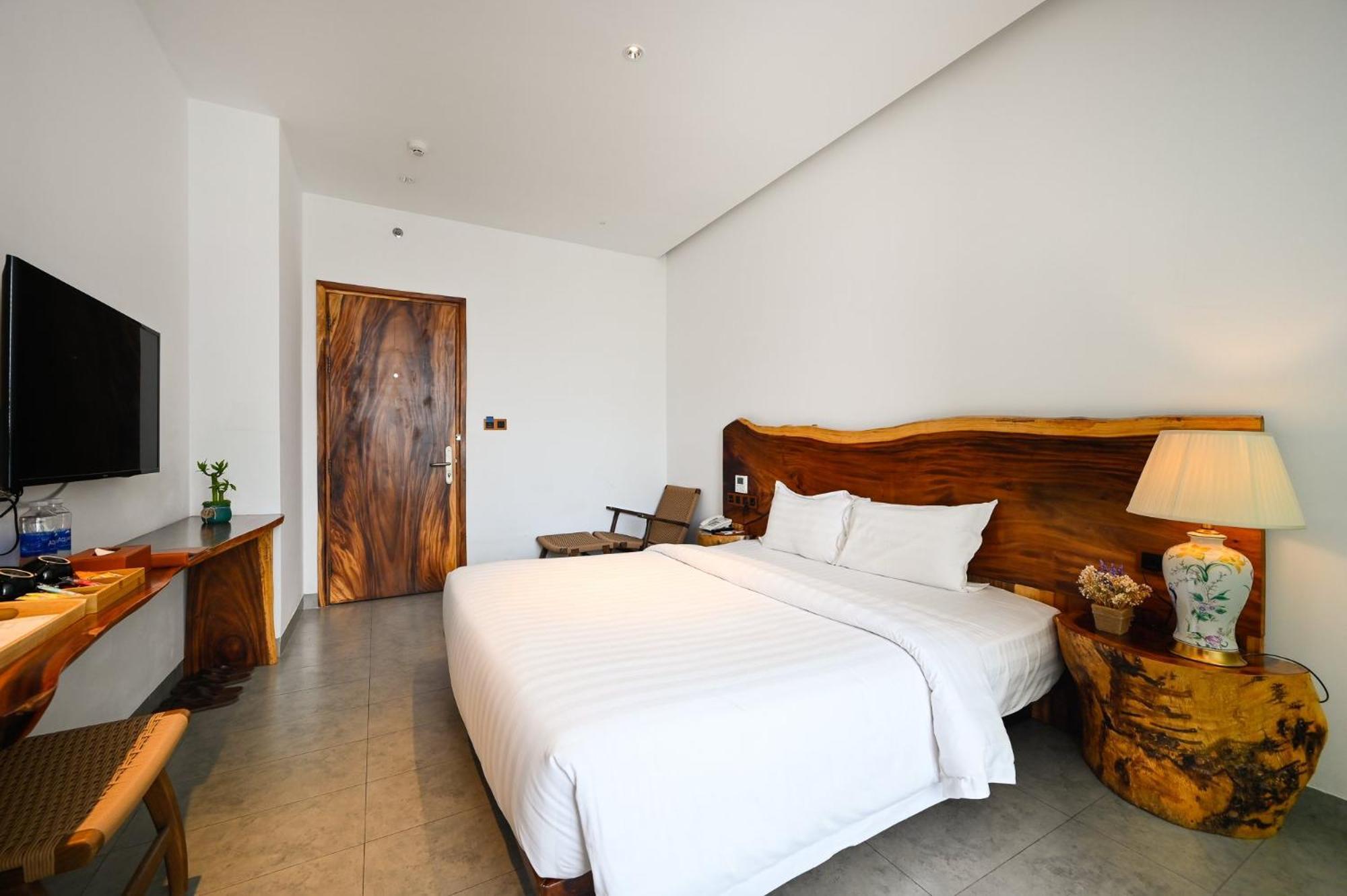 Khách sạn Sky Gem TP. Hồ Chí Minh