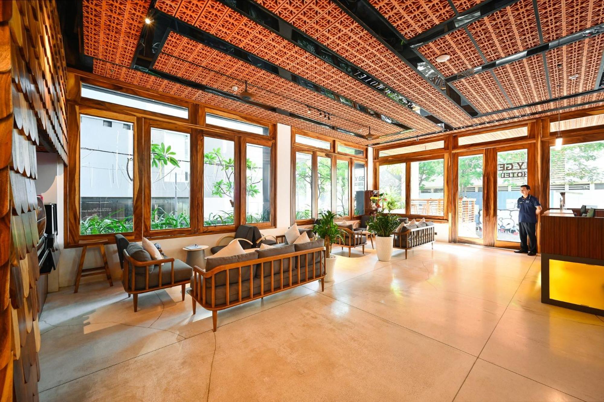 Khách sạn Sky Gem TP. Hồ Chí Minh