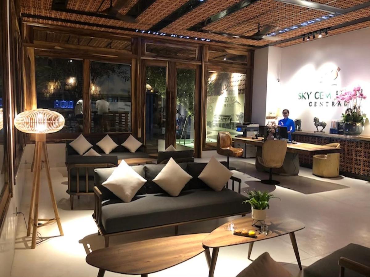 Khách sạn Sky Gem 4*