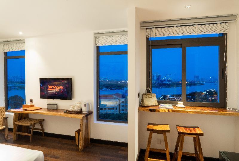 Khách sạn Sky Gem 4*